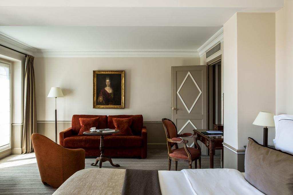 Hotel Brighton - Esprit De France Parigi
